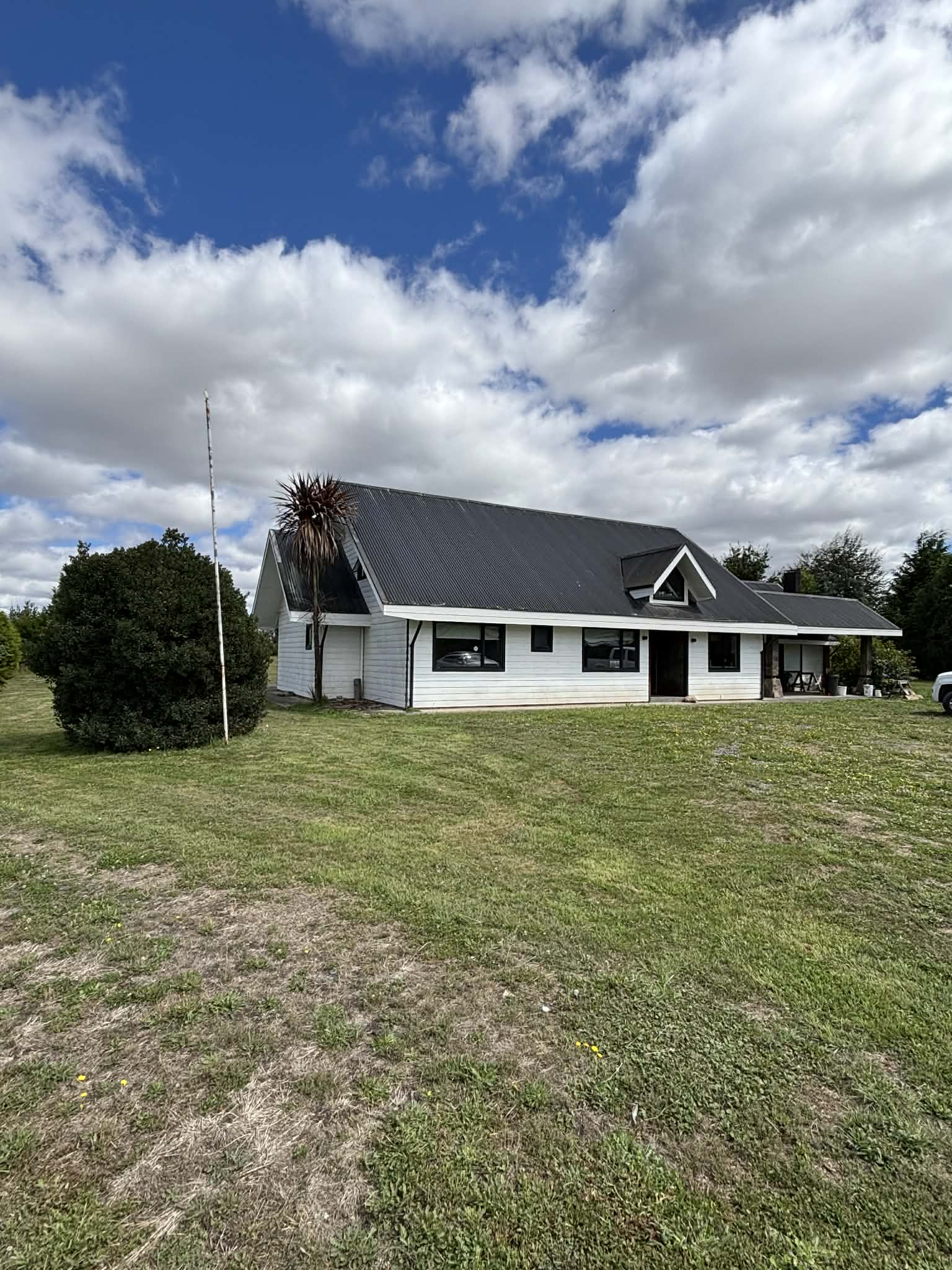 Gran casa en parcela en condominio privado a 4 km de Osorno hacia Puerto Octay - Vista 16