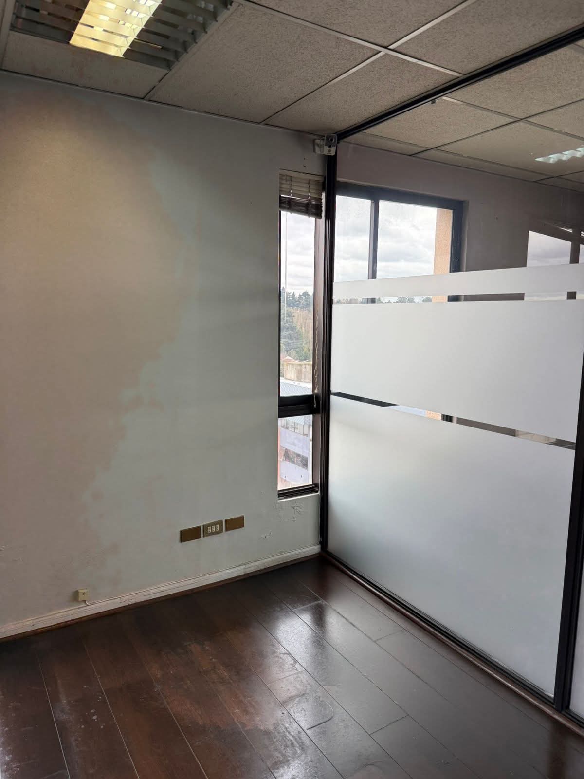 Arriendo Gran Oficina en Pleno Centro de Osorno - Vista 11